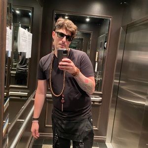 Meet your Posher, Christian